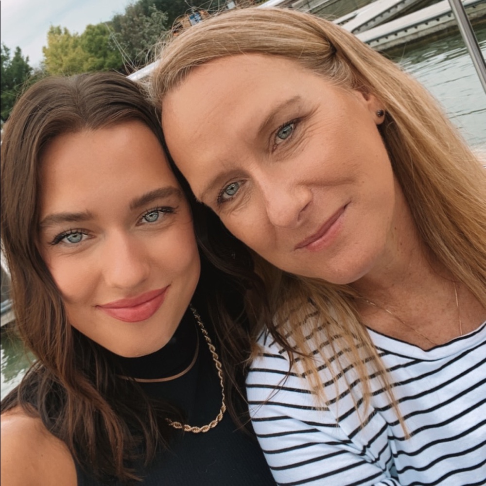 Meet your Posher, Raelynne